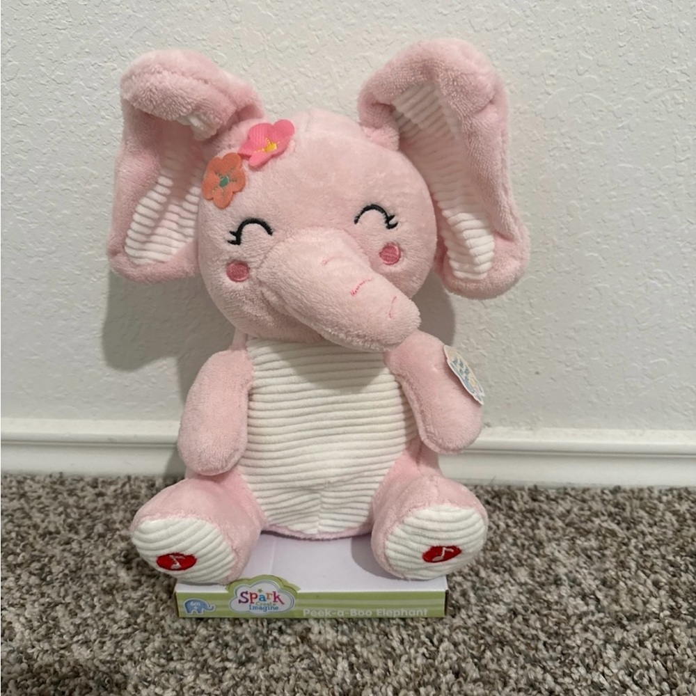 Peek‎ a boo elephant